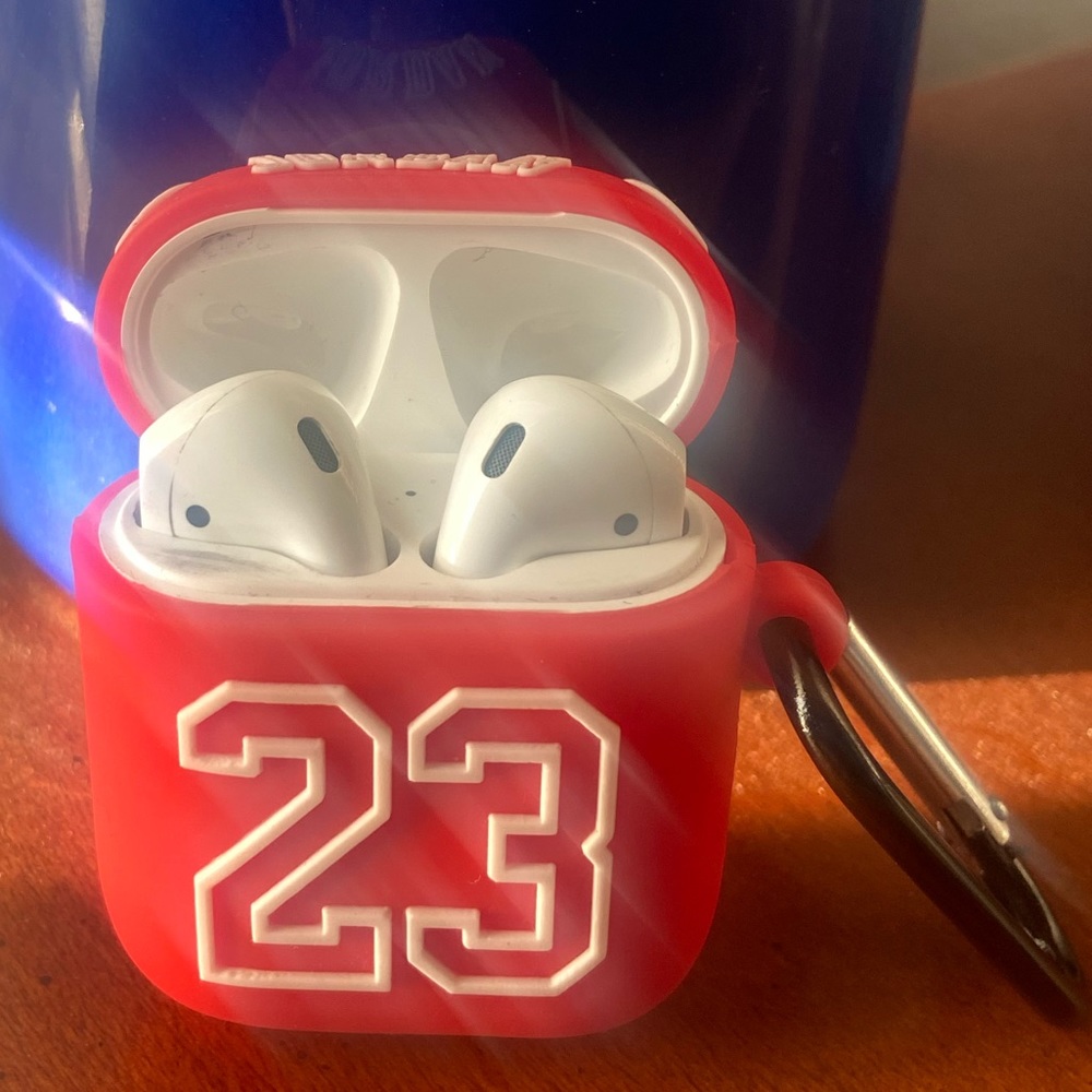 AirPods Silicone Case  Fits APPLE 1st &  2nd Gen.